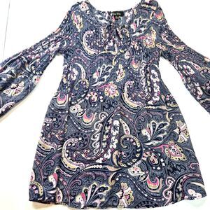 Melissa Paige Womens  SZ S Paisley Long Sleeve Tunic Pleated Top Ruffle Cuff